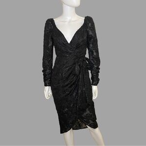 ASTR the Label Black‎ Terese Metallic Floral Long Sleeve Cocktail Dress